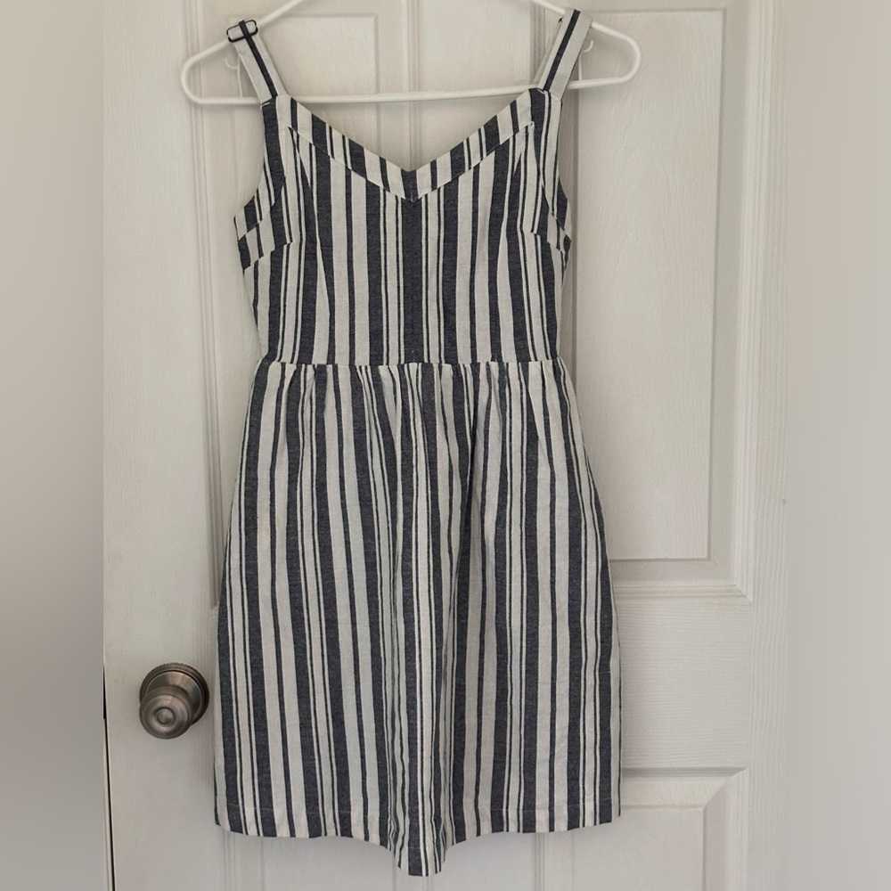 Roxy sundress sz xs with adjustable straps